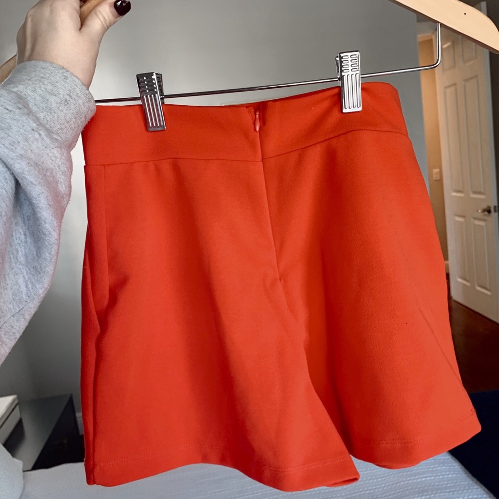 red skort - Picture 5 of 5